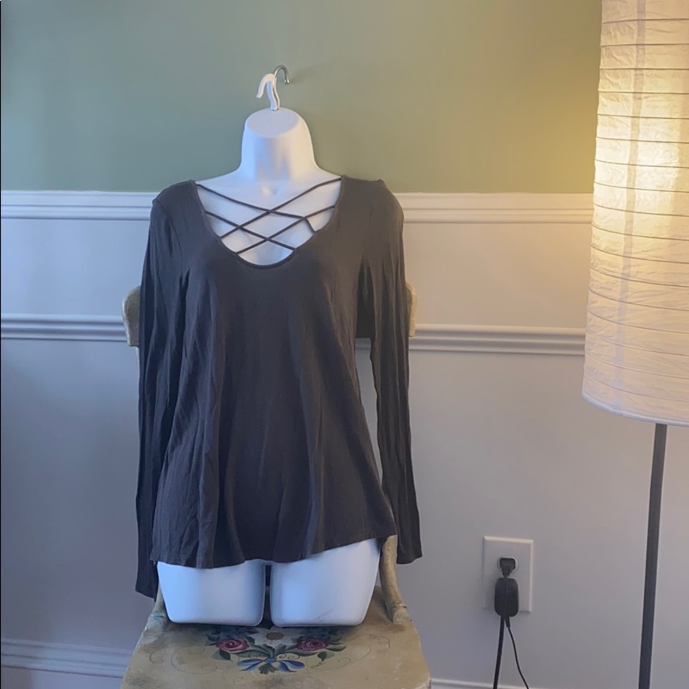 Women’s long sleeve shirt